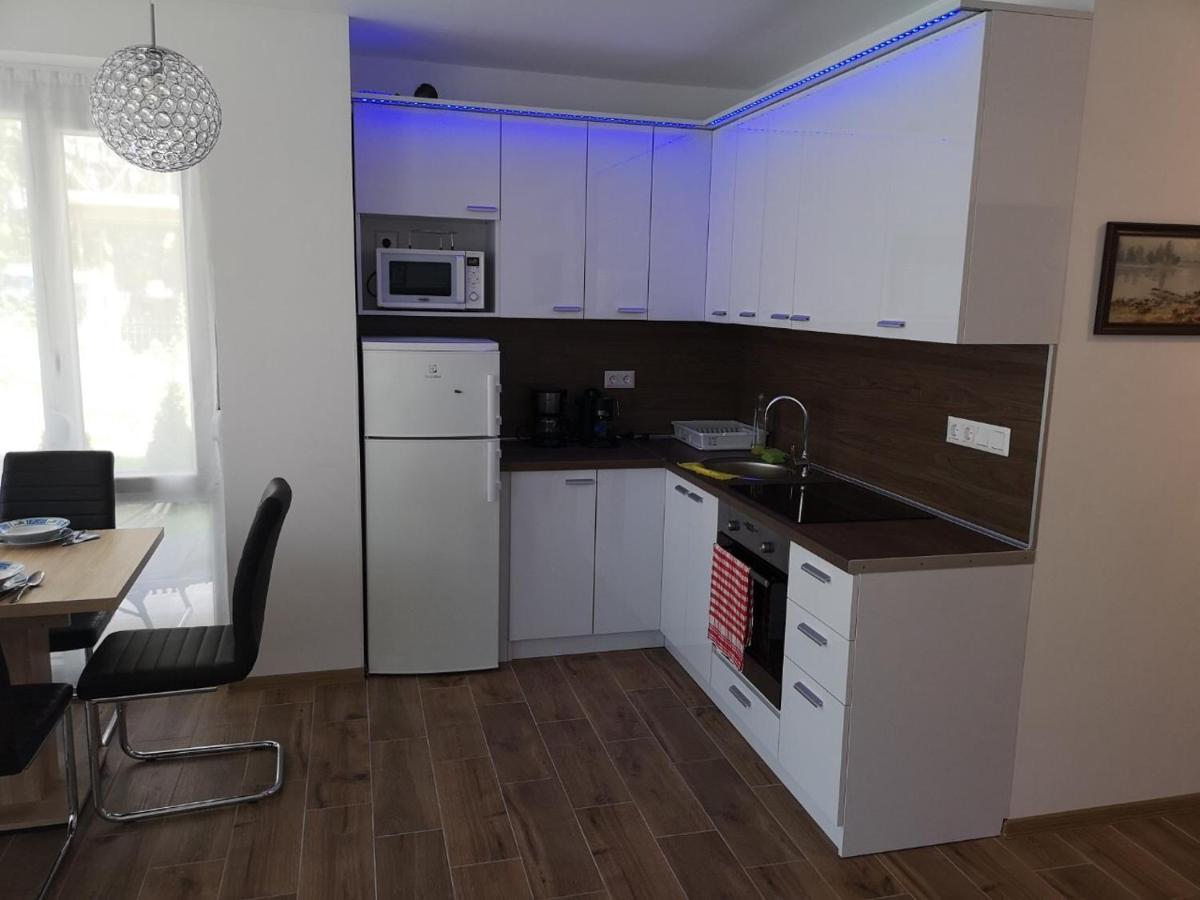 Appartement Nella Apartman à Siófok Extérieur photo